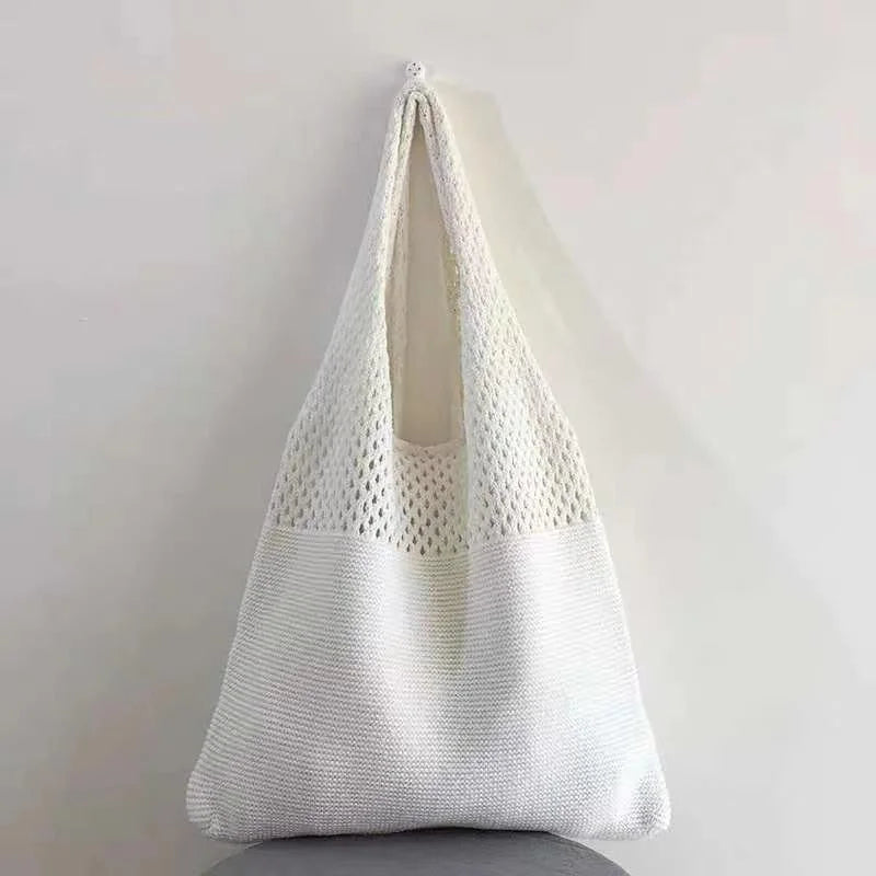 Personalisierte Strandtasche mit Stickerei – Stilvoller Begleiter für Strand, Shopping & Urlaub
