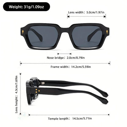 ⭐⭐⭐⭐⭐                                   frame decorative lenses, classic, durable and versatile for both men and women